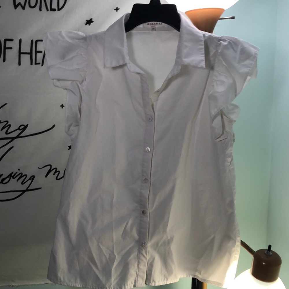 Ruffle sleeve button down tank